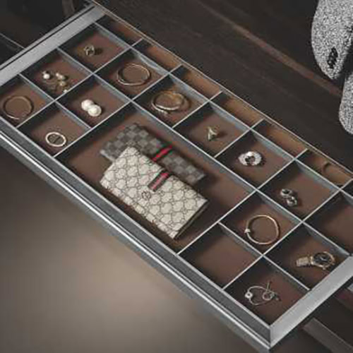 Wardrobe Accessories A Series Atmosphere 7 Scaled